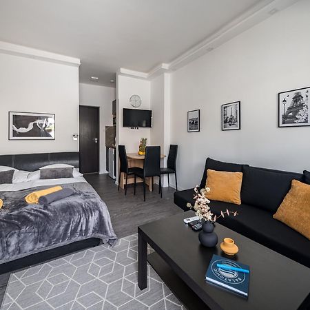 Balatonic Lemon Apartmanhaz Siofok Exterior photo